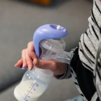 ম্যানুয়াল ব্রেস্ট পাম্প (Manual Breast Pump)